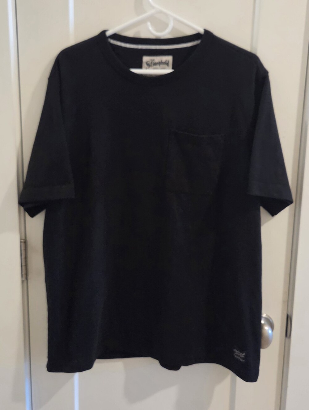 NWOT The Stronghold Los Angeles Heavyweight Pocket T-Shirt - Size XL - Black